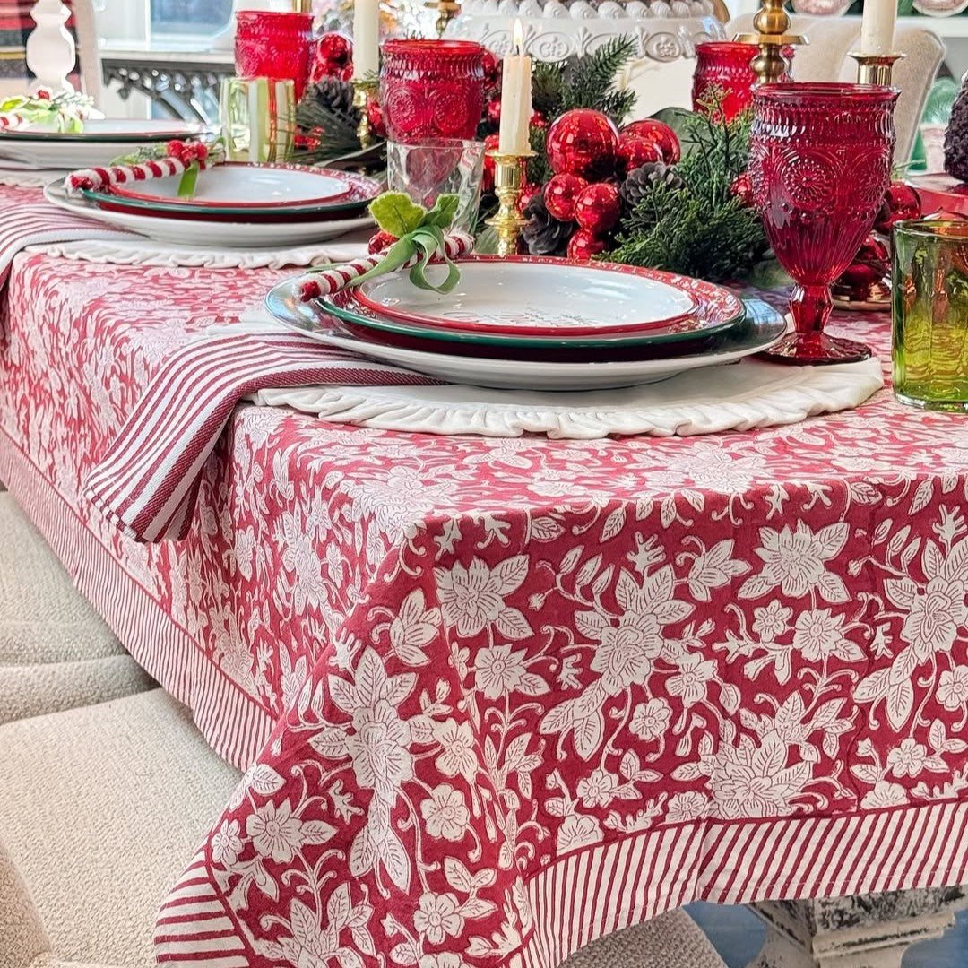Carmen red and white square tablecloth