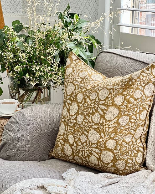 Golden flora Cushion Cover