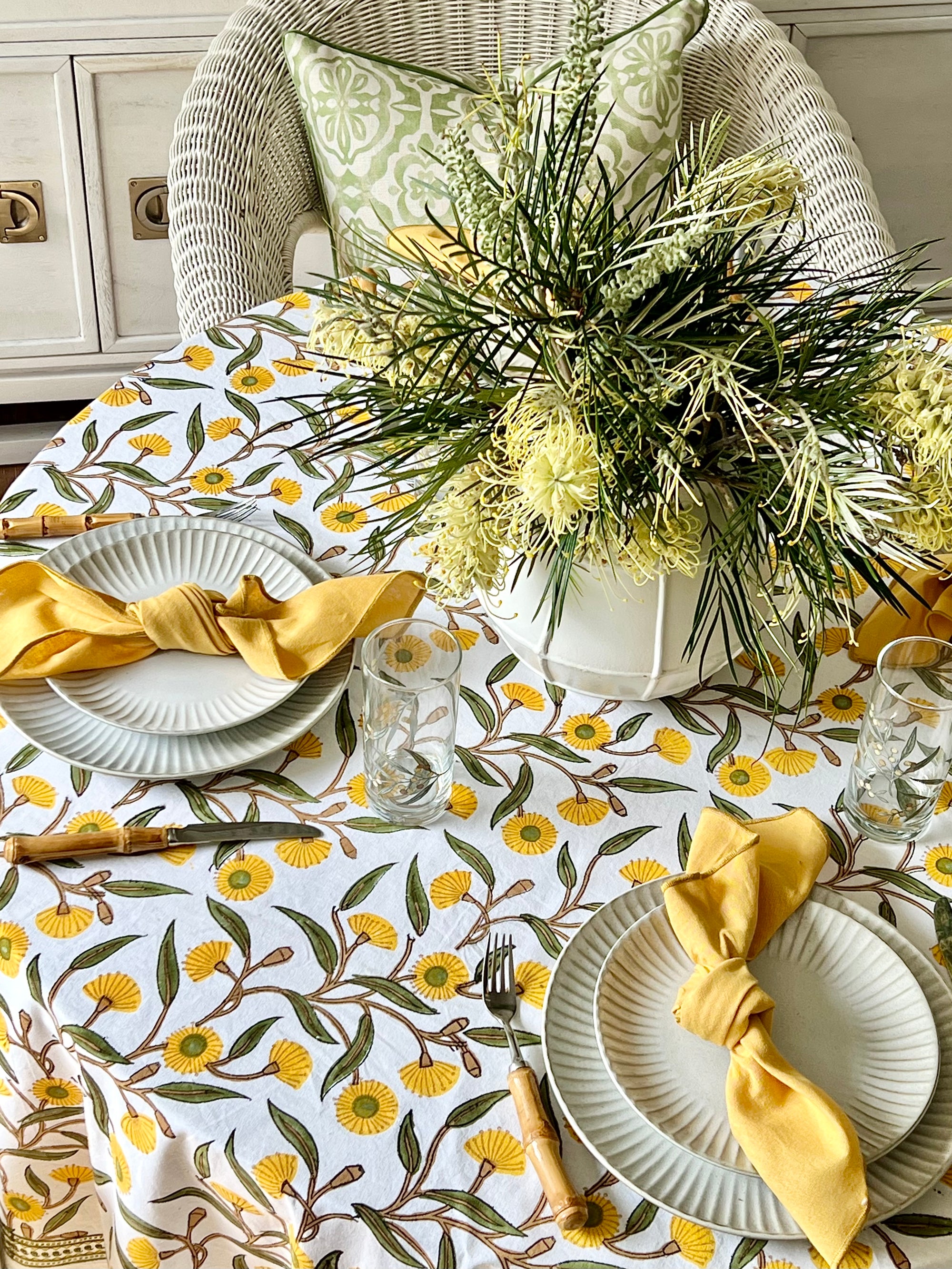 Flowering gums round tablecloth yellow ©