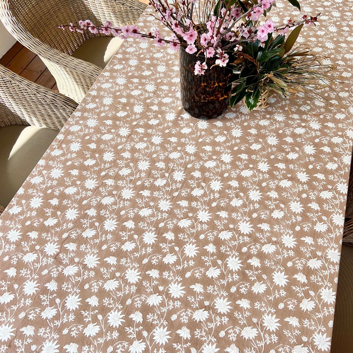 Flannel flower dark brown Tablecloth ©