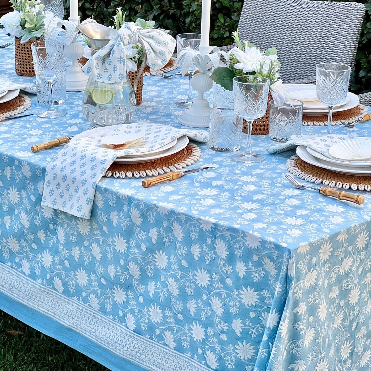 Flannel flower sky blue tablecloth