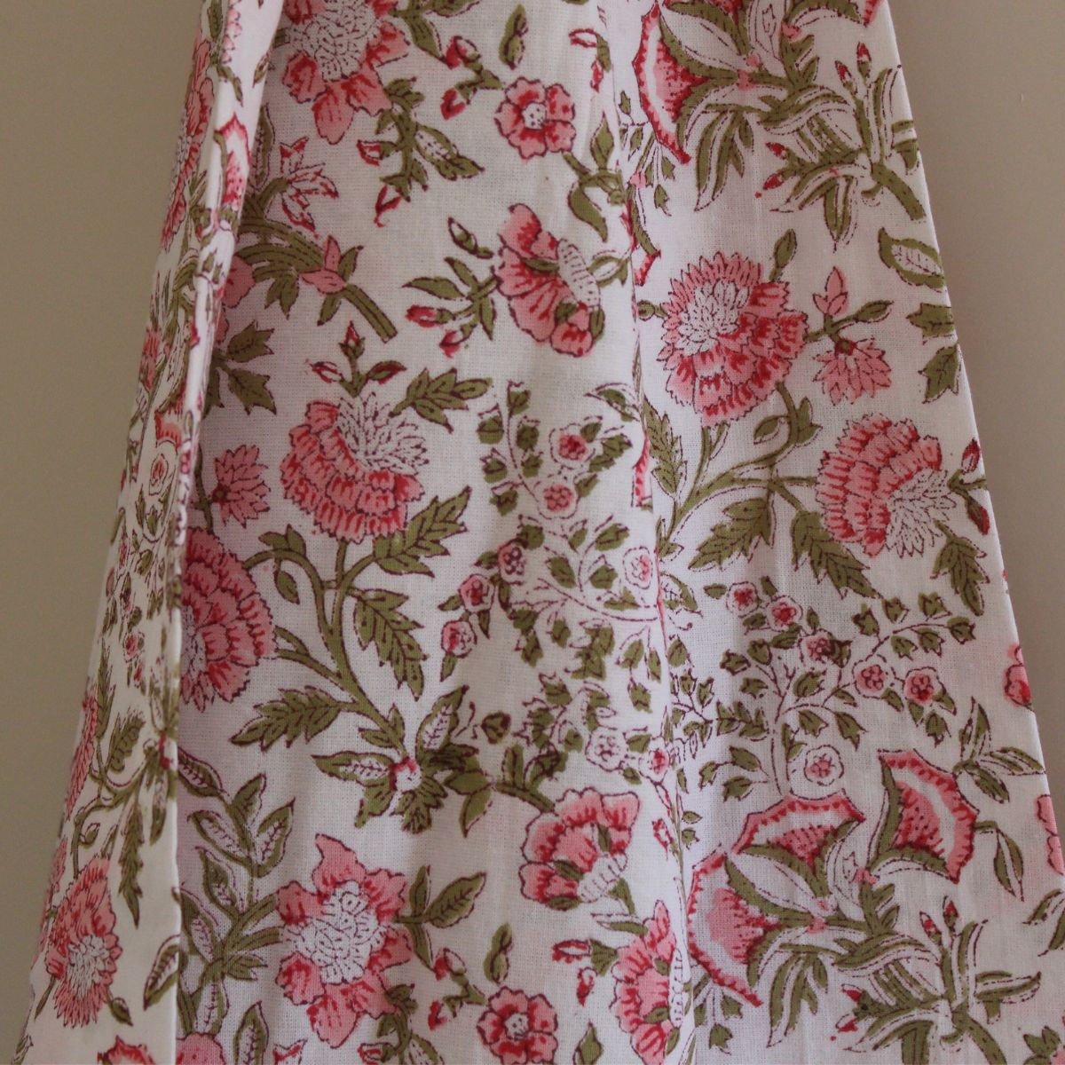 Beatrice pink and green round Tablecloth