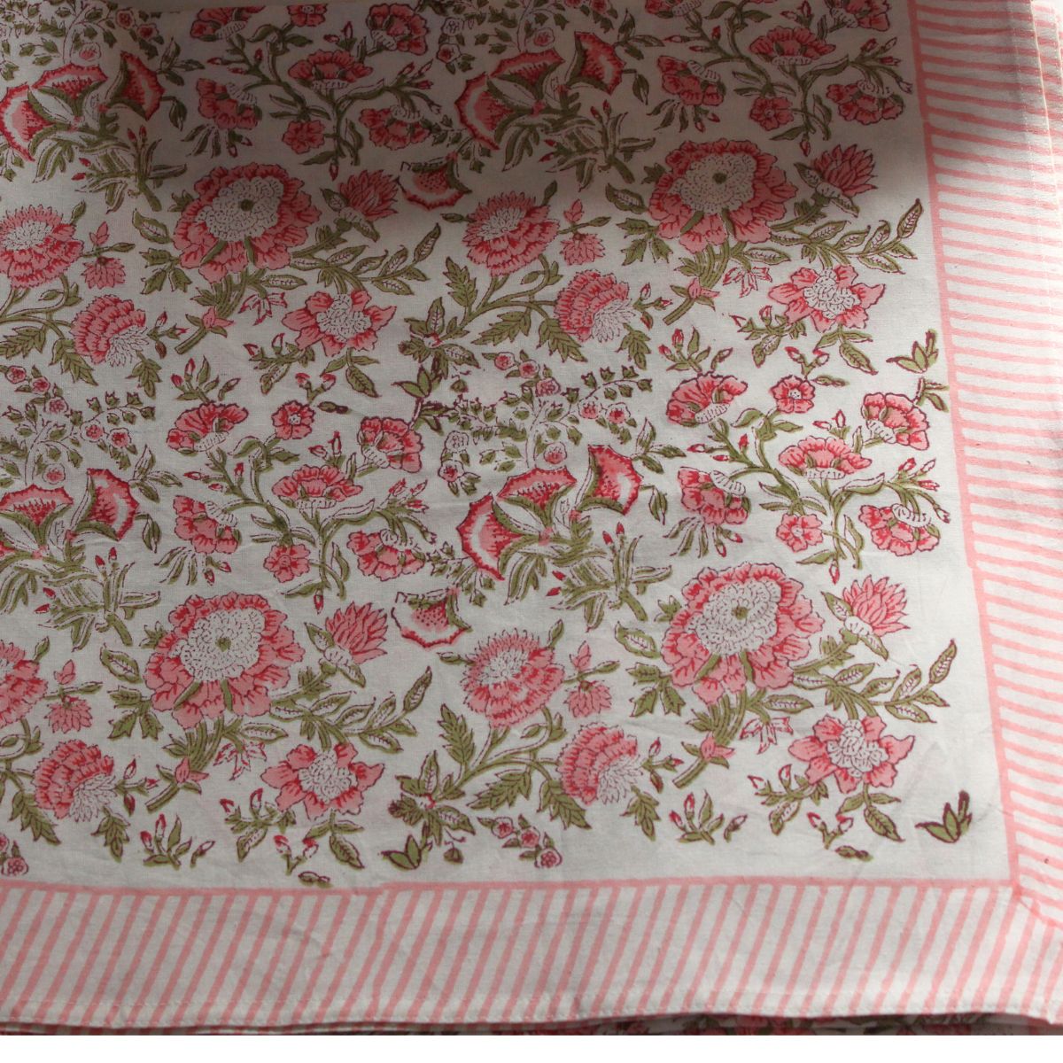 Beatrice pink and green Tablecloth