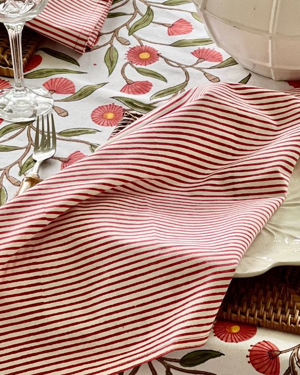 Striped table napkins-set of 4 Red