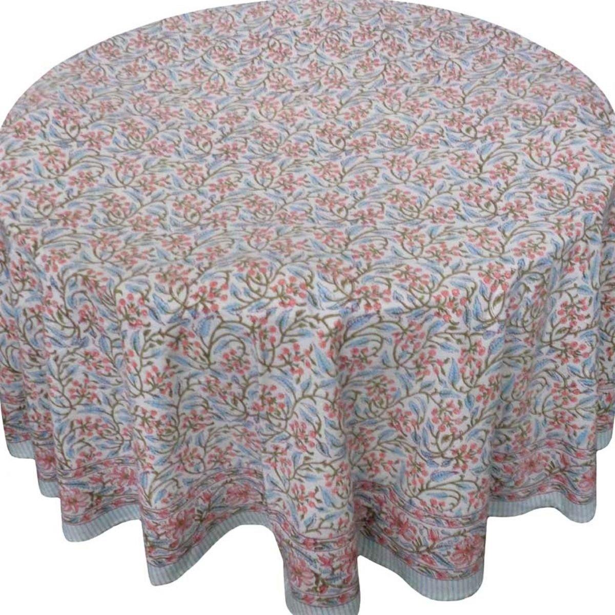 round table cloth