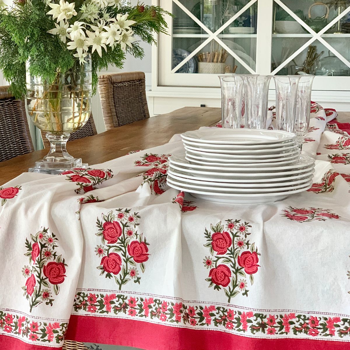 Clearance-Second edit -Rosabelle RoseTablecloth- Large