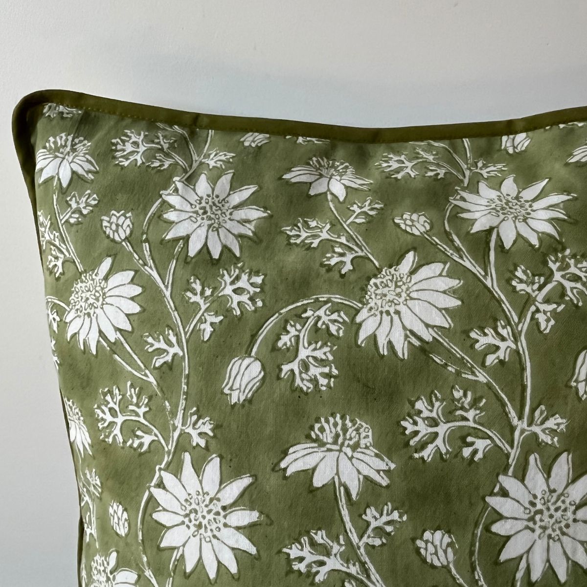 Flannel flower cushion cover 50 x 50 cm- Green ©