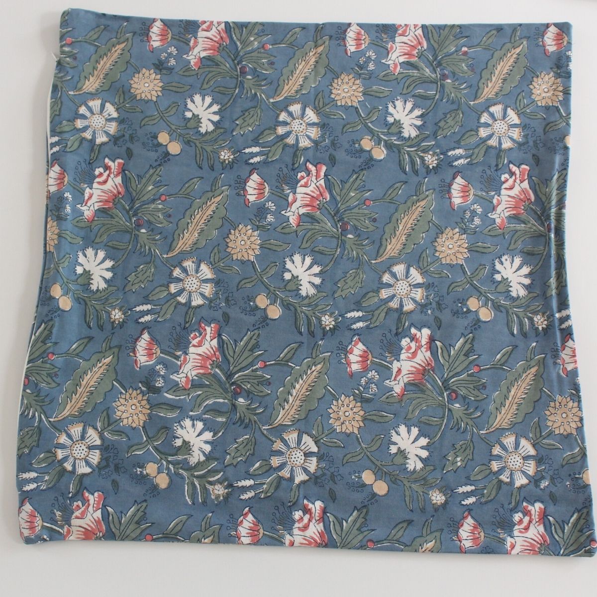 Wildflower grey cushion cover