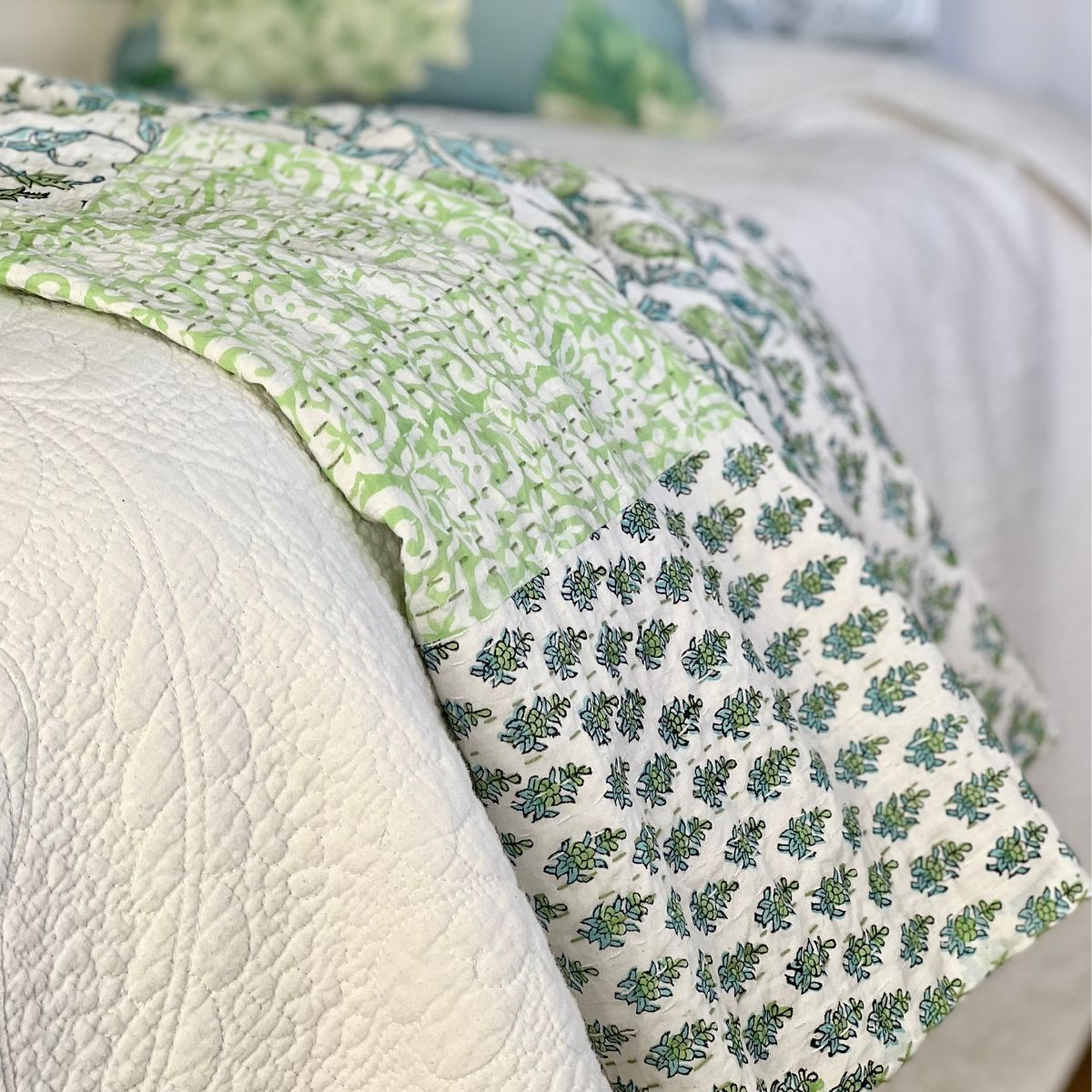 Patchwork Kantha quilt / bedspread - Green