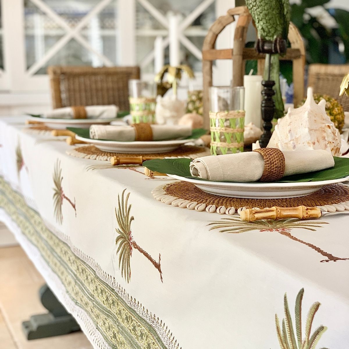 Palm tree green square tablecloth