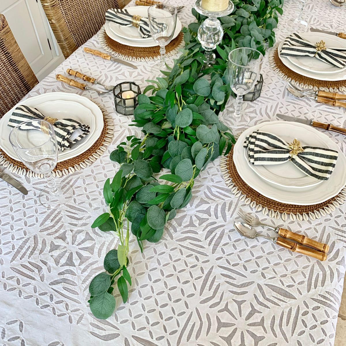 Applique Cutwork White rectangle tablecloth