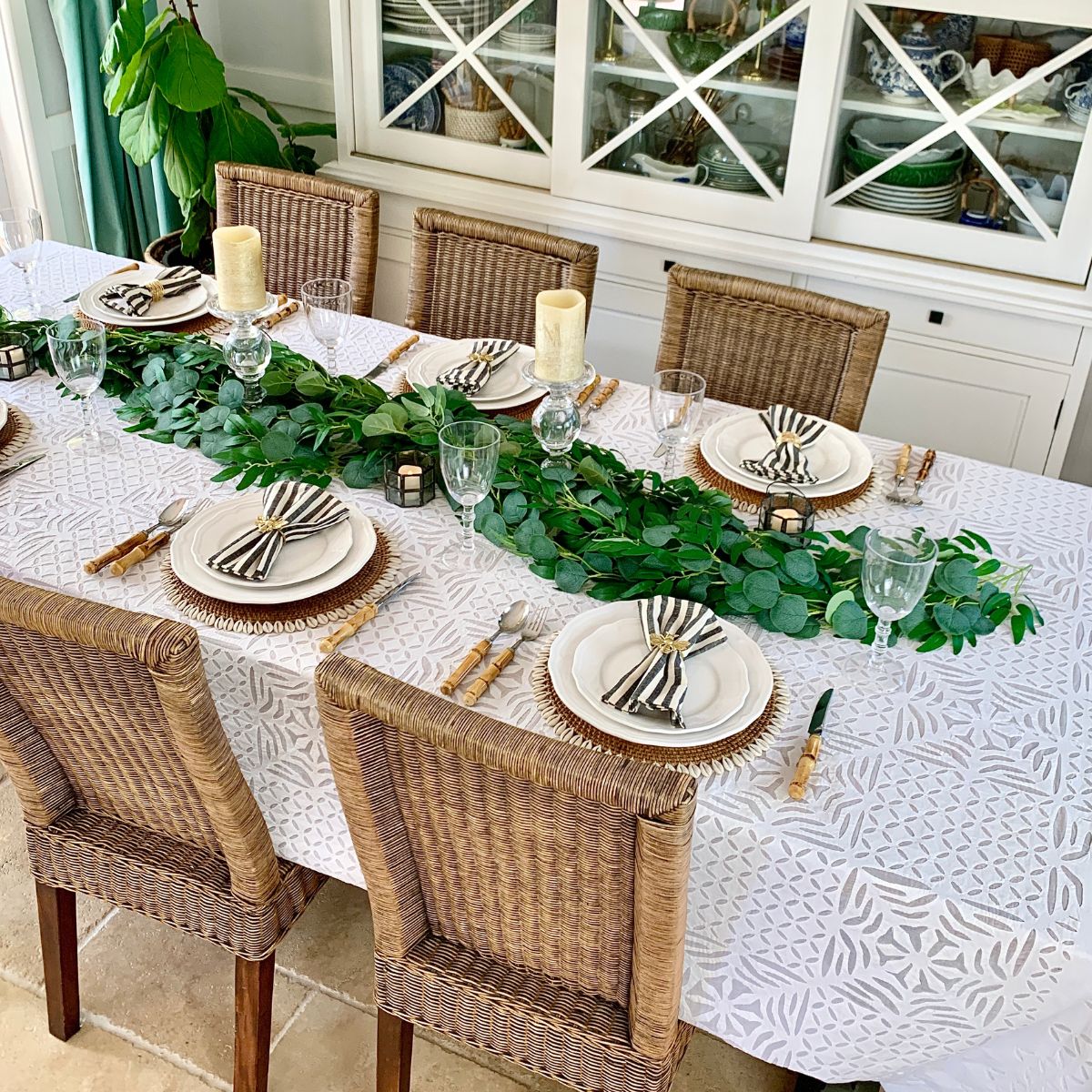 Applique Cutwork White rectangle tablecloth